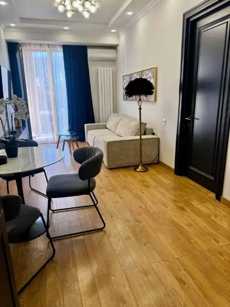 1-pok. mieszkanie 55 m², Saburtalo